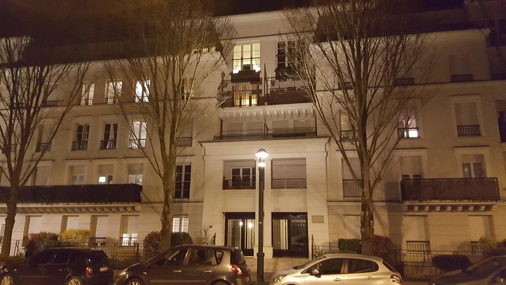 F&B'S Home Disneyland Paris Serris Exterior foto